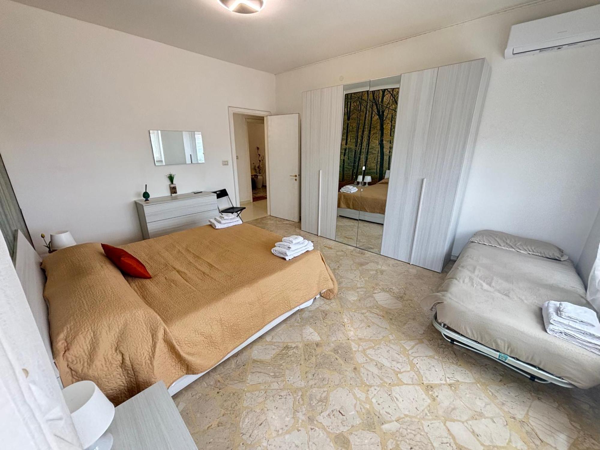 Casa Vacanze Argo 1 Szirakúza Kültér fotó